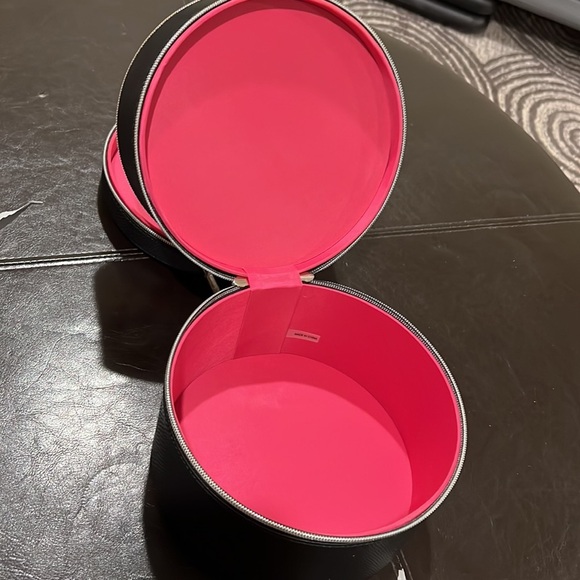 New Lancôme Paris Round Cosmetic Box 📦 - Picture 10 of 16